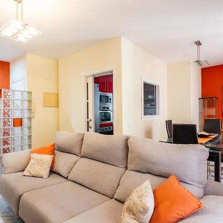 Red By Time Apartment Cadiz